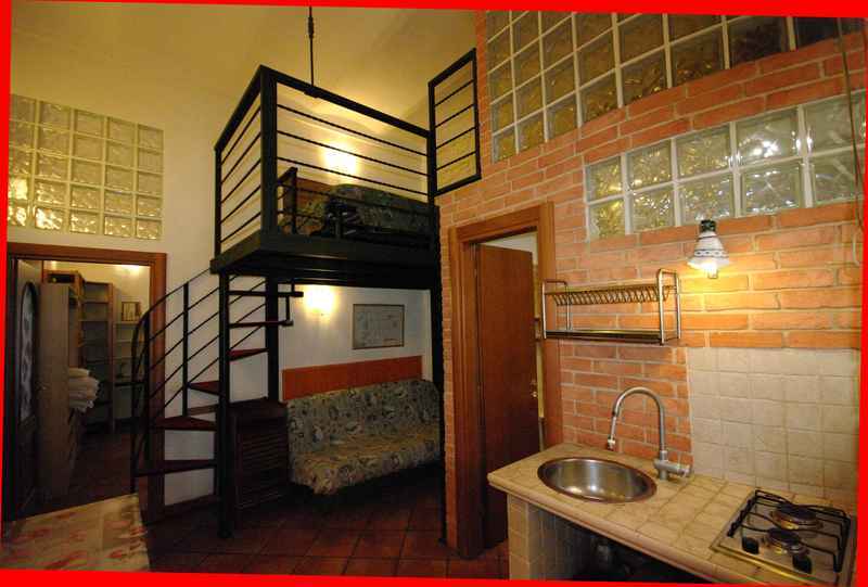 Aabacus Pyramid House Roma
